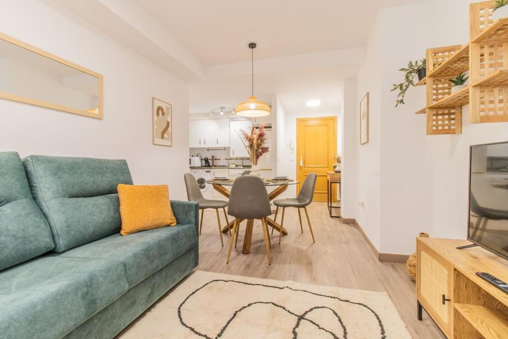 Appartamento Beautiful Flat In The Pyrenees * Free Parking Sabiñánigo Esterno foto